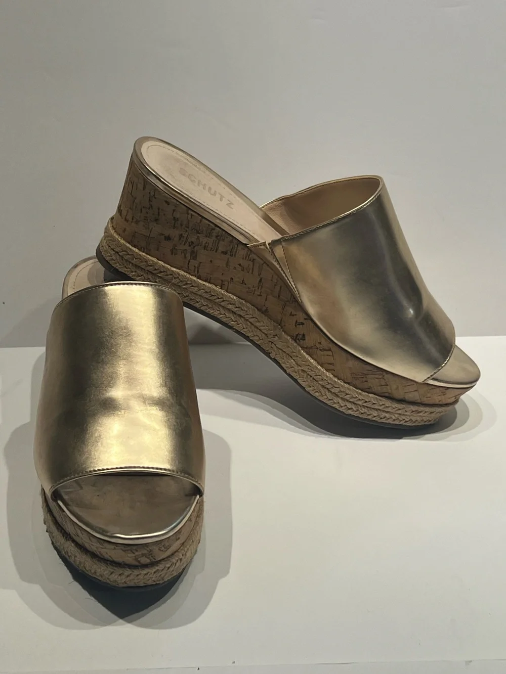 SCHUTZ Metallic Gold Espadrille Wedge Slide Sandals Sz 9.5